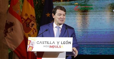 Mañueco reconoce el potencial turístico de Castilla y León gracias a