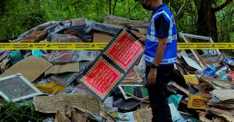 Polis Siasat Penemuan Longgokan Perhiasan Ayat Al Quran Harian Metro