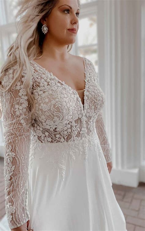 Modern Mixed Fabric Plus Size Wedding Dress With Lace And Long Sleeves