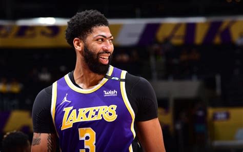 Nba Los Angeles Lakers Anthony Davis At Work In The Gym New Physique