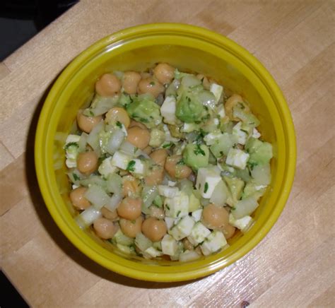 Salade de pois chiches avocat et fêta