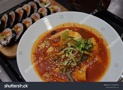 Tteokbokki Korean Street Food That Stirfried Stock Photo 2128988549 ...