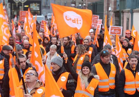 Manif Cfdt Sgen Cfdt Aquitaine