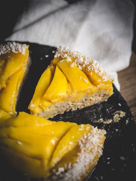 Gâteau Fondant Renversé aux Mangues Citron Coco Gingembre NOYAU