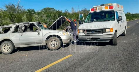 Hoy Tamaulipas Accidentes En Tamaulipas Truena Llanta Y Vuelcan En La