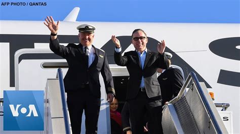 World S Longest Non Stop Flight Arrives In Sydney From New York Youtube