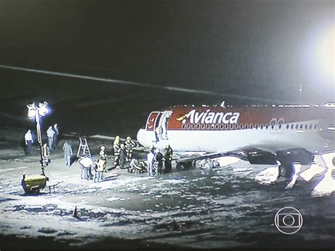 Aeronave da Avianca faz pouso de emergência em Brasília Aeronave da