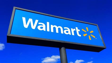 Woman Falsely Accused Of Shoplifting At Walmart Awarded 2 1 Million By