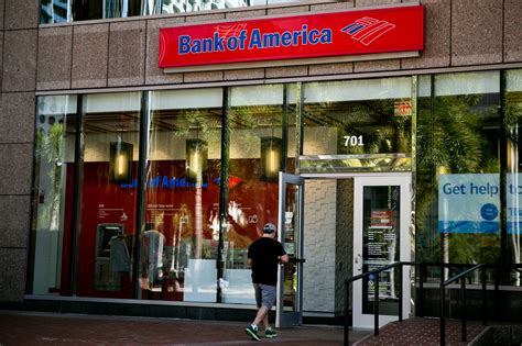 Bank Of America Halts Deals With Hna Amid Debt Concerns Bloomberg