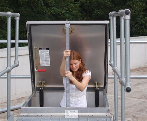 ladderup safety post bilco uk