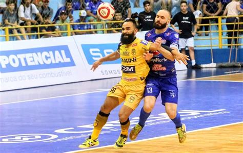 Futsal Jaraguá é Derrotado Pelo Foz Cataratas E Vê Líderes Mais