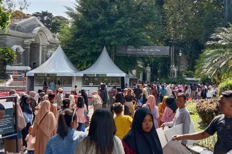 Pengunjung Kebun Raya Bogor Naik 20 Persen Pada Libur Lebaran 2024