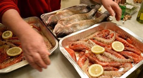 Capodanno Per Il Cenone Fino A 300 Euro A Famiglia Il Pesce Da