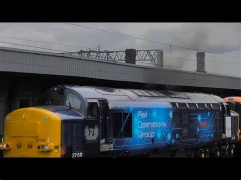 Class Full Runaround At Nuneaton Station With New Class West