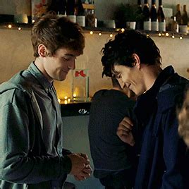 Pin By On Skam Italia Tv Series Nico Gay Bar