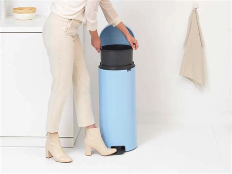 Brabantia NewIcon Pedaalemmer 30 Liter Met Kunststof Binnenemmer