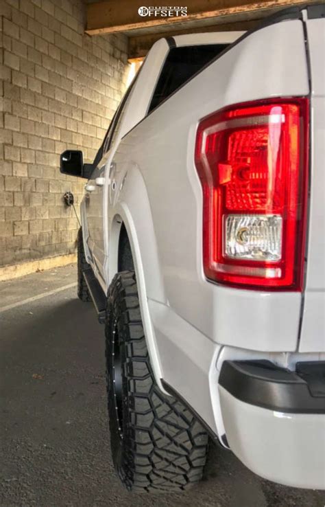 Ford F With X Method Mesh And R Nitto Ridge