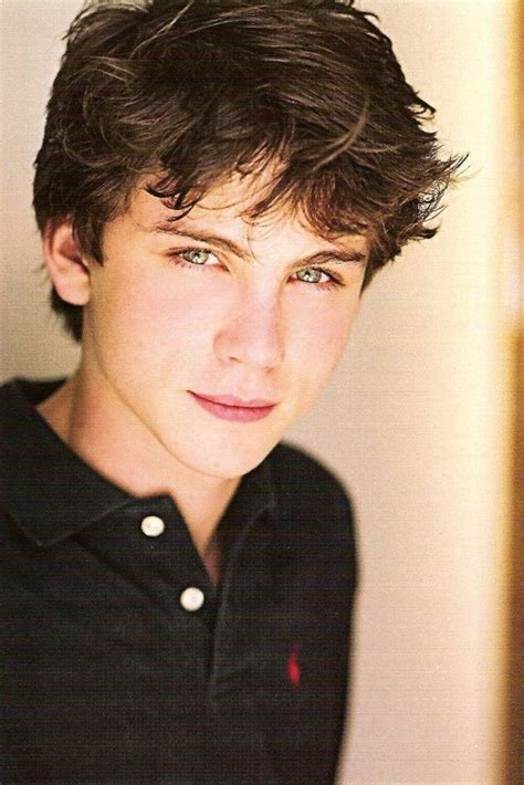 Teen Actors Posted By Beautiful People At 745 Pm Boys Pinterest