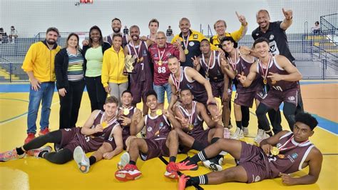 Basquete de Araraquara é campeão dos Jogos Abertos Portal Morada