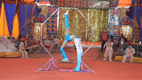 Carry Performance In The Circus Youtube