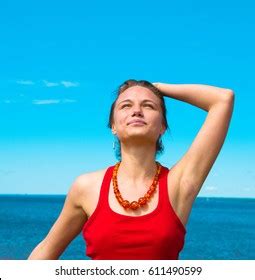 Model Under Sun Beach Girl Stock Photo 611490599 | Shutterstock