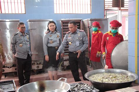 Kakanwil Sorta Delima Resmikan Dapur Sehat Dan Blok Pondok Pesantren Di