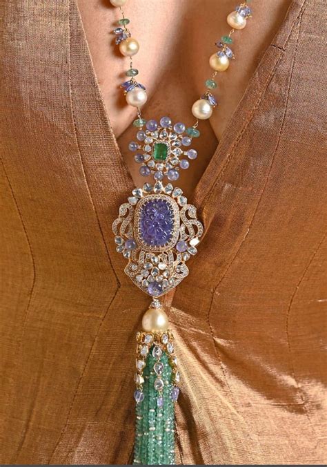 Pin By Arna On Beads In Bride Jewelry Set Indian Wedding