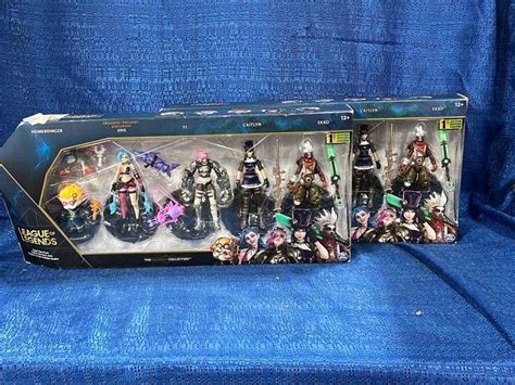 League of Legends figurines - Auction Services LTD