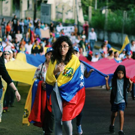 En Imágenes La Heroica Lucha De Los Venezolanos Contra La Dictadura