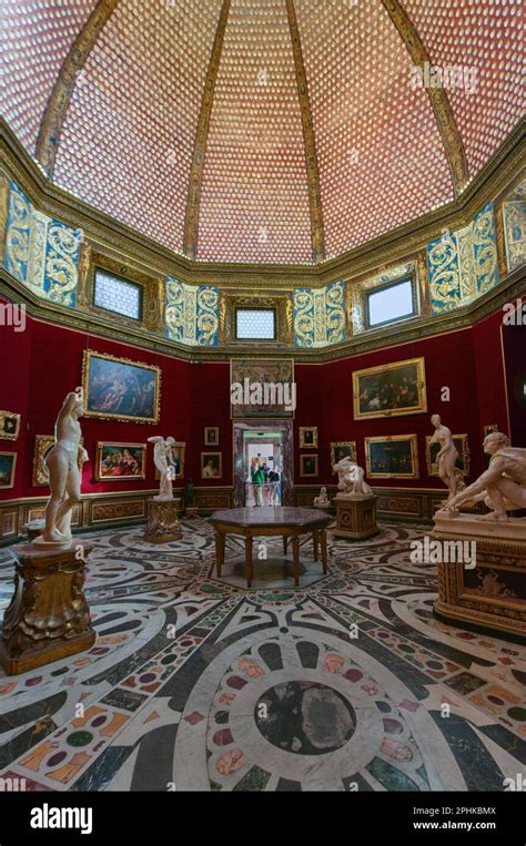 Visiting Uffizi Gallery In Florence Italy Stock Photo Alamy