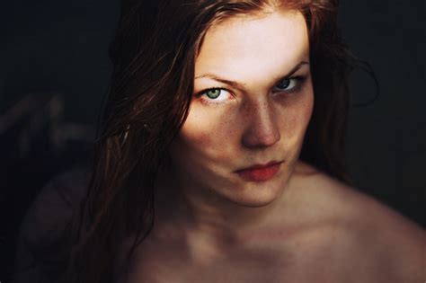 Wet Hair Face Brunette Looking At Viewer Blue Eyes Freckles Women