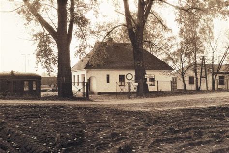 Cyfrowa Stacja Muzeum Zasoby Budynek Administracyjny Przy