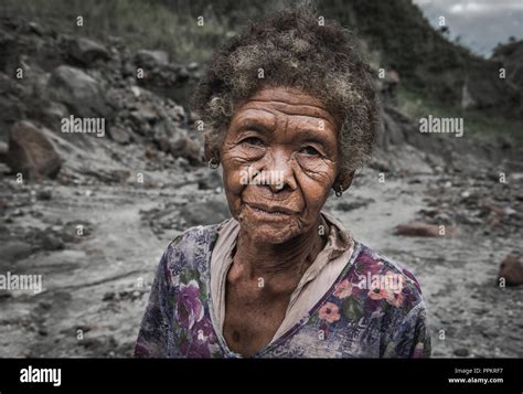 Aeta tribe hi-res stock photography and images - Alamy