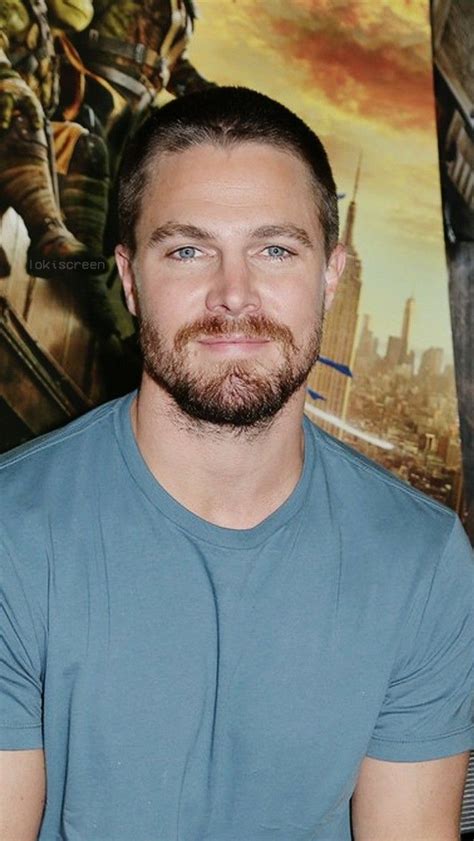 Pin De Katie Wicker Em Stephen Amell