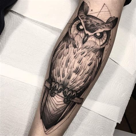 Tatuagem Feita Por Lucas Martinelli De S O Paulo Coruja Em Blackwork