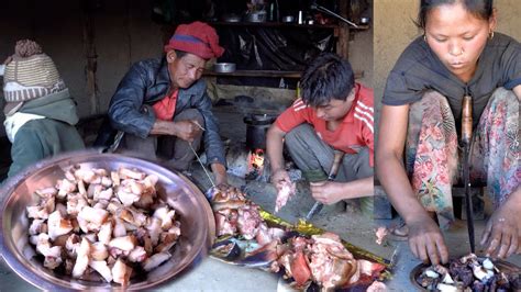 Village Dry Pork Curry In The Buffalo Shed Youtube