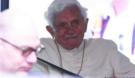 Muri Benedicto Xvi El Papa Em Rito Que Revolucion La Iglesia Con Su