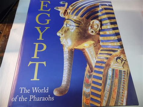 Egypt The World Of The Pharaohs Schulz Regine Matthais Seidel