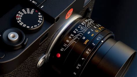 Unboxing The NEW Leica 35mm F1 4 Summilux M ASPH FLE V2 YouTube