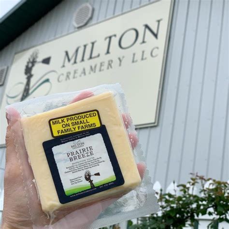 Pick Up Iowa Made Cheese Curds At Milton Creamery One Of The Best Dairies Around Cheese Curds