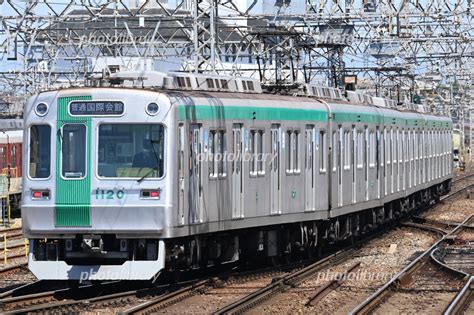 国際会館へ向かう京都市交通局10系電車 写真素材 7059971 フォトライブラリー Photolibrary