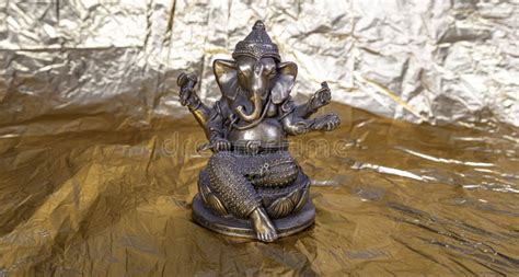 Hindu God Ganesh (Ganesha) Statuette Stock Image - Image of elephant, harmony: 302762945