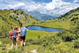 Mit Bahn Und Bus Zum Berggenuss Sn At