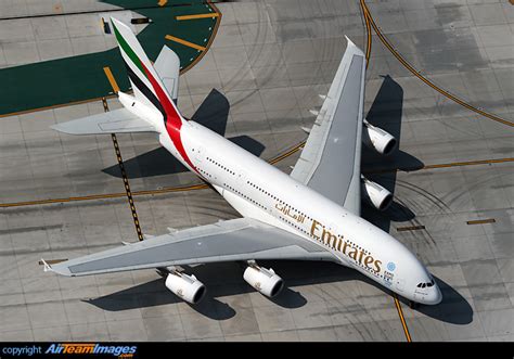 Airbus A Emirates A Eel Airteamimages