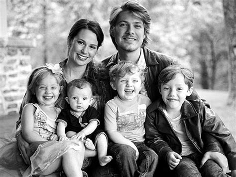 Taylor Hanson And Wife Natalie Hanson Expecting A Girl What Will They