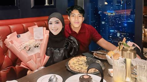 Mas Iyun Tebar Kebahagiaan Saat Menikmati Makan Malam Bersama Fauzana