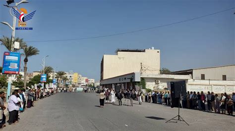 وقفة احتجاجية بالحديدة تنديدًا بجرائم إحراق المصحف الشريف سبأنت