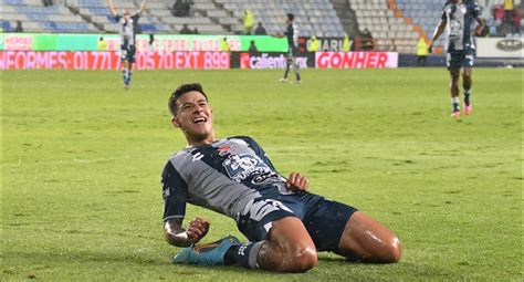 Pachuca vence al Atlético San Luis y mantiene la esperanza de