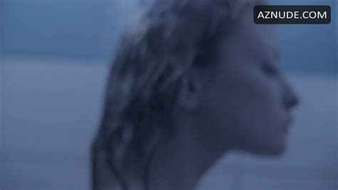 HONORS OVER NUDE SCENES AZNude