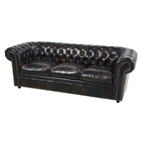 Canap Lit Capitonn Places En Cuir Moka Chesterfield Maisons Du Monde